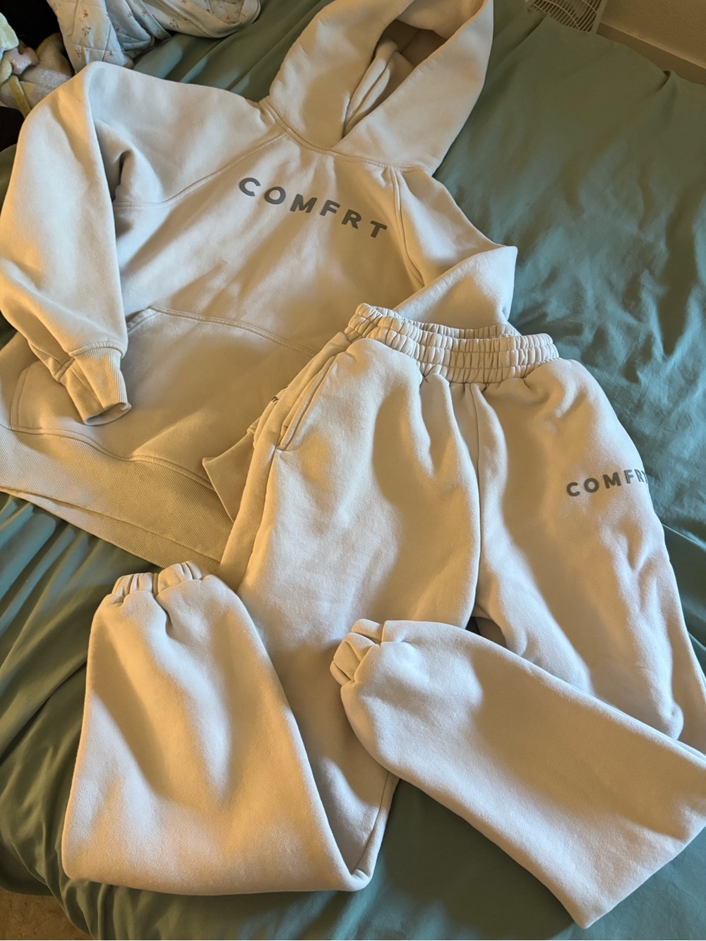Comfrt Tranquil Hoodie and Sweatpants